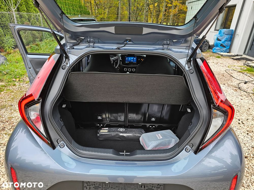 Toyota Aygo X 1.0 VVT-i X-play - 7
