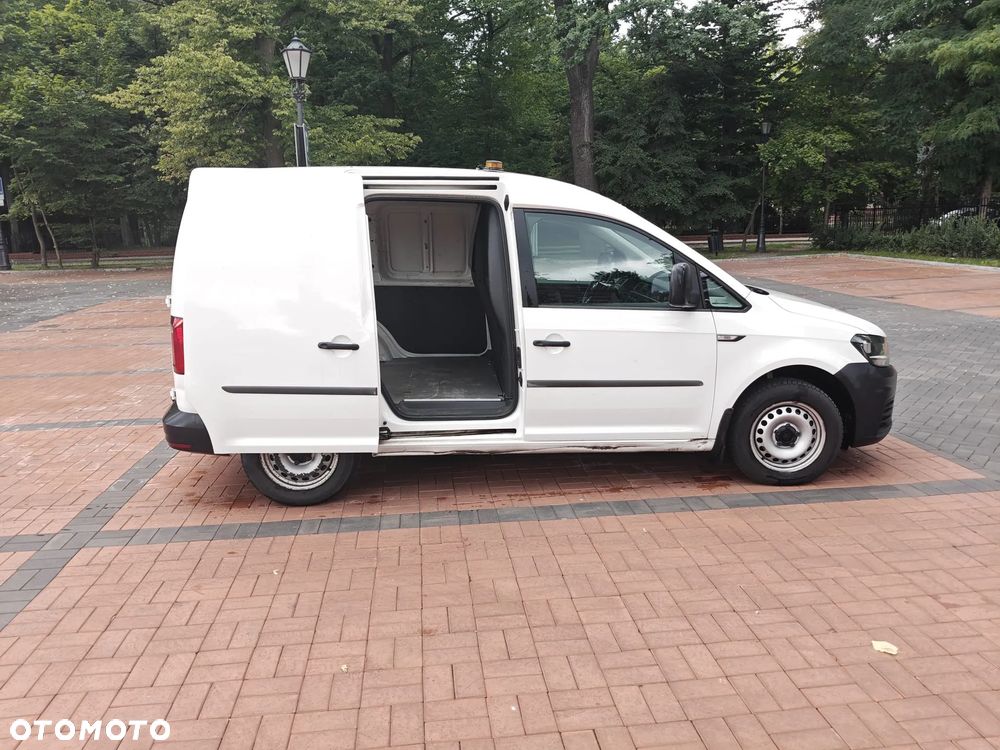 Volkswagen CADDY - 21