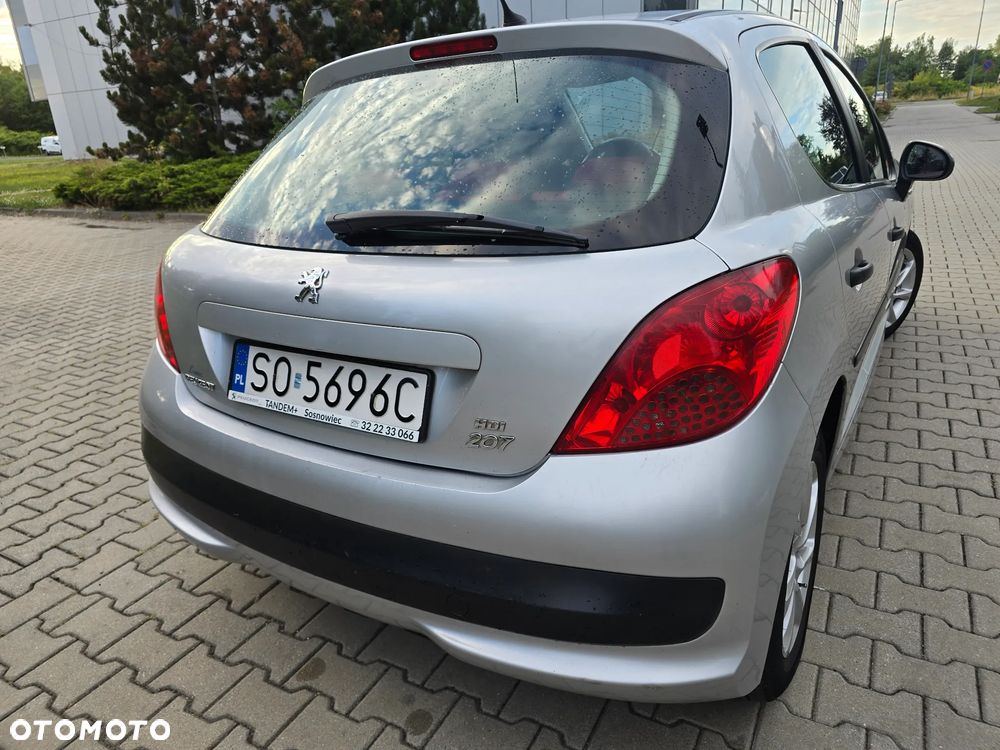 Peugeot 207 1.6 HDi 16V Trendy - 10