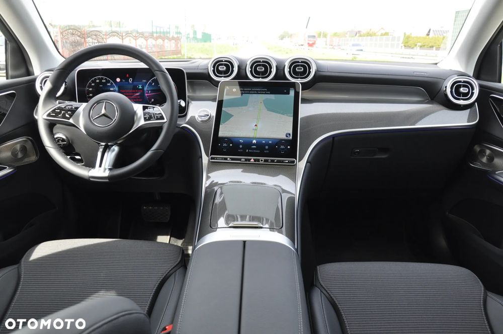 Mercedes-Benz GLC - 4