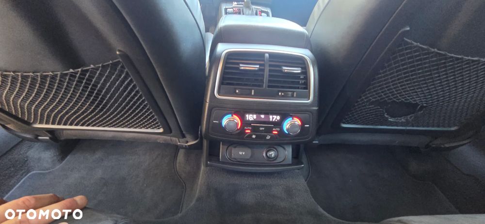 Audi A6 Avant 3.0 TDI DPF quattro S tronic - 34