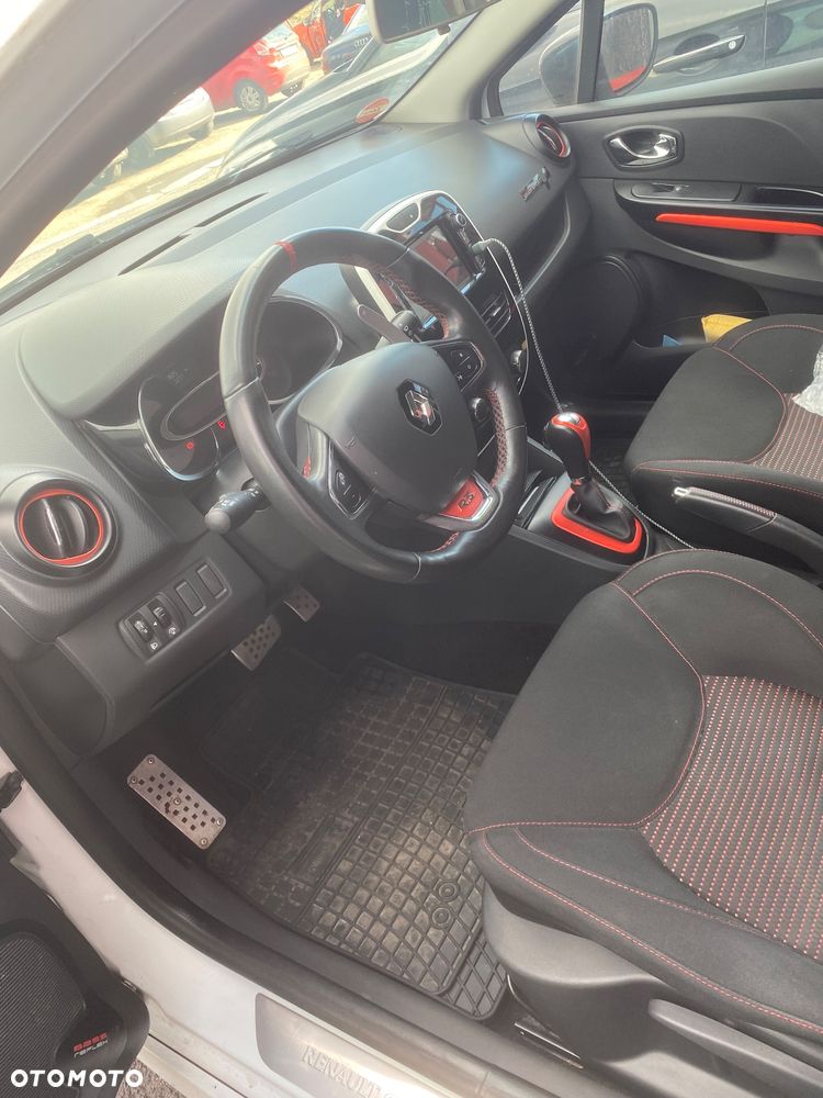 Renault Clio 1.6 Turbo R.S EDC Sport - 8