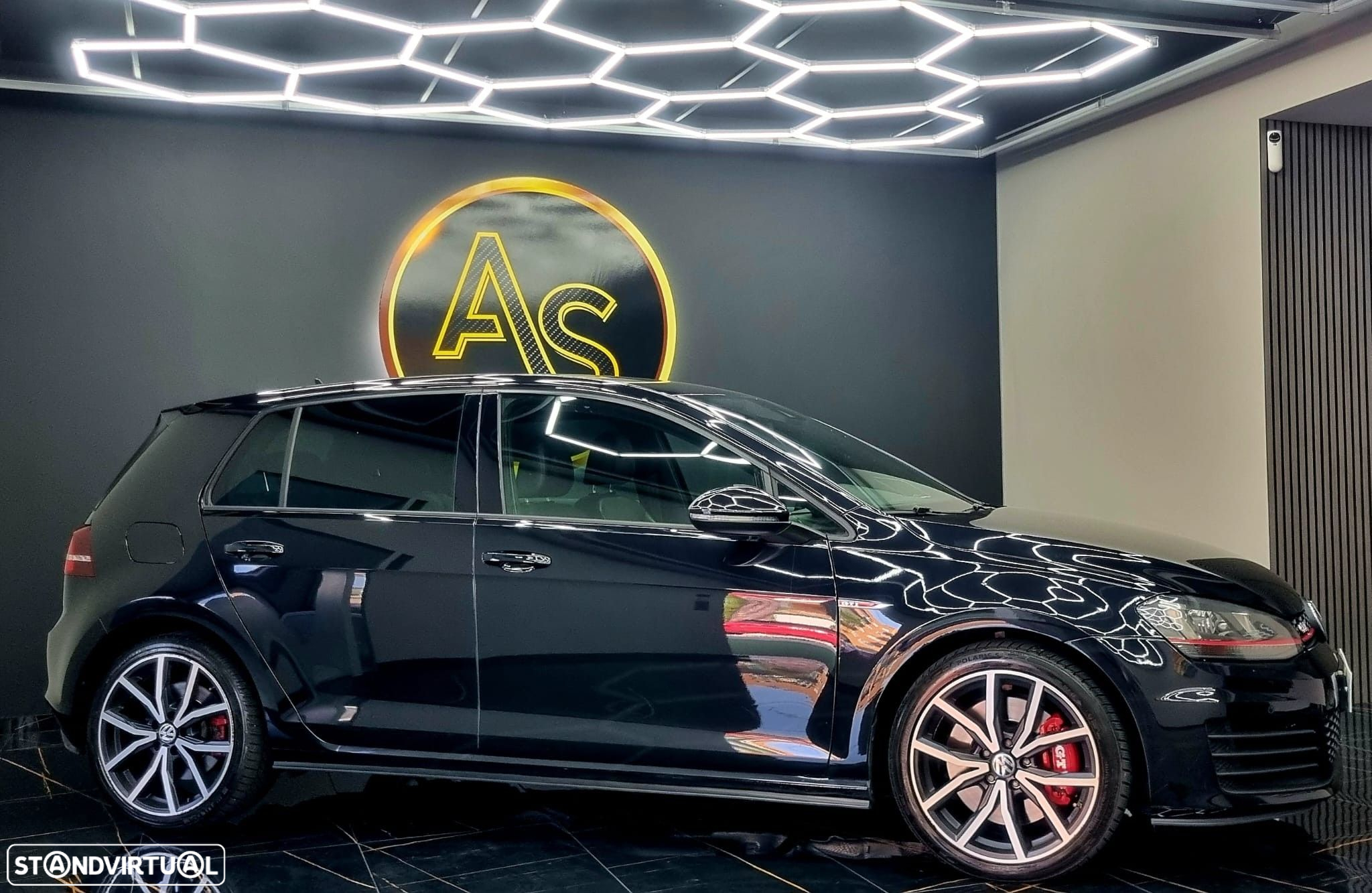 VW Golf 2.0 TSi GTi DSG Performance - 5