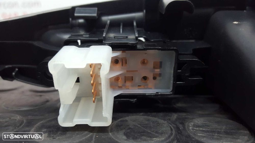 COMANDO DO ELEVADOR TRASEIRO ESQUERDO NISSAN QASHQAI (J11) TEKNA - 2