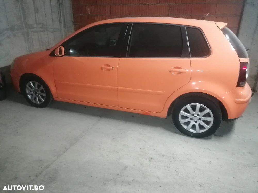 Volkswagen Polo - 1