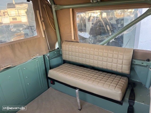 Land Rover Defender 90 2.5 TDi Metal Top - 11