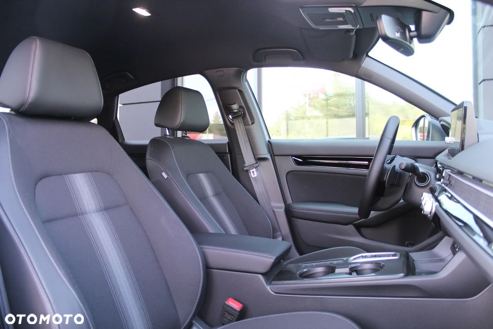 Honda Civic 2.0 i-MMD Sport CVT - 16