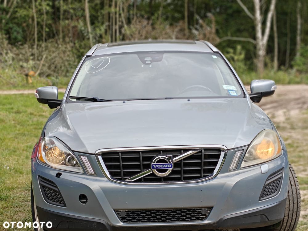 Volvo XC 60 3.2 AWD Momentum - 3