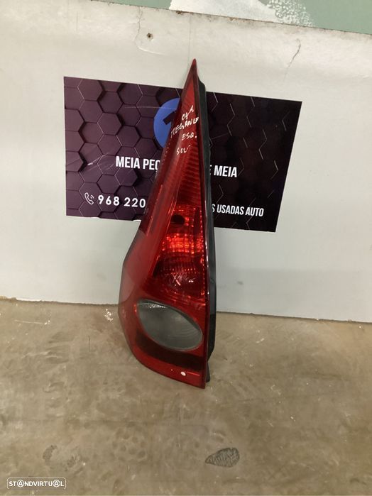 Farolim traseiro esquerdo Renault Megane SW ano 2004 - 1