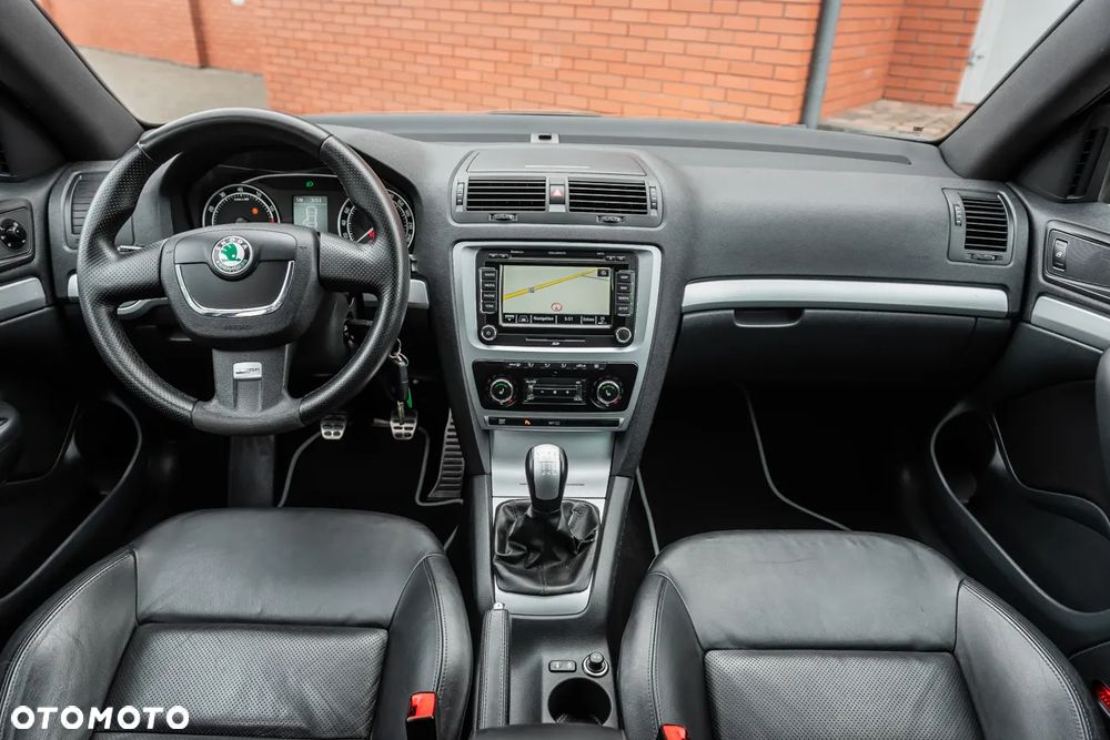 Skoda Octavia 2.0 TFSI RS - 6