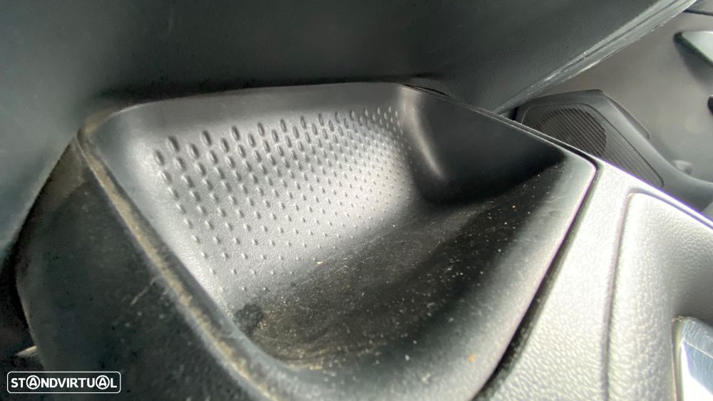 Toyota Corolla 1.8 Hybrid Comfort - 49