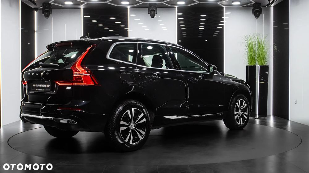 Volvo XC 60 T6 Plug-In Hybrid AWD Core - 8