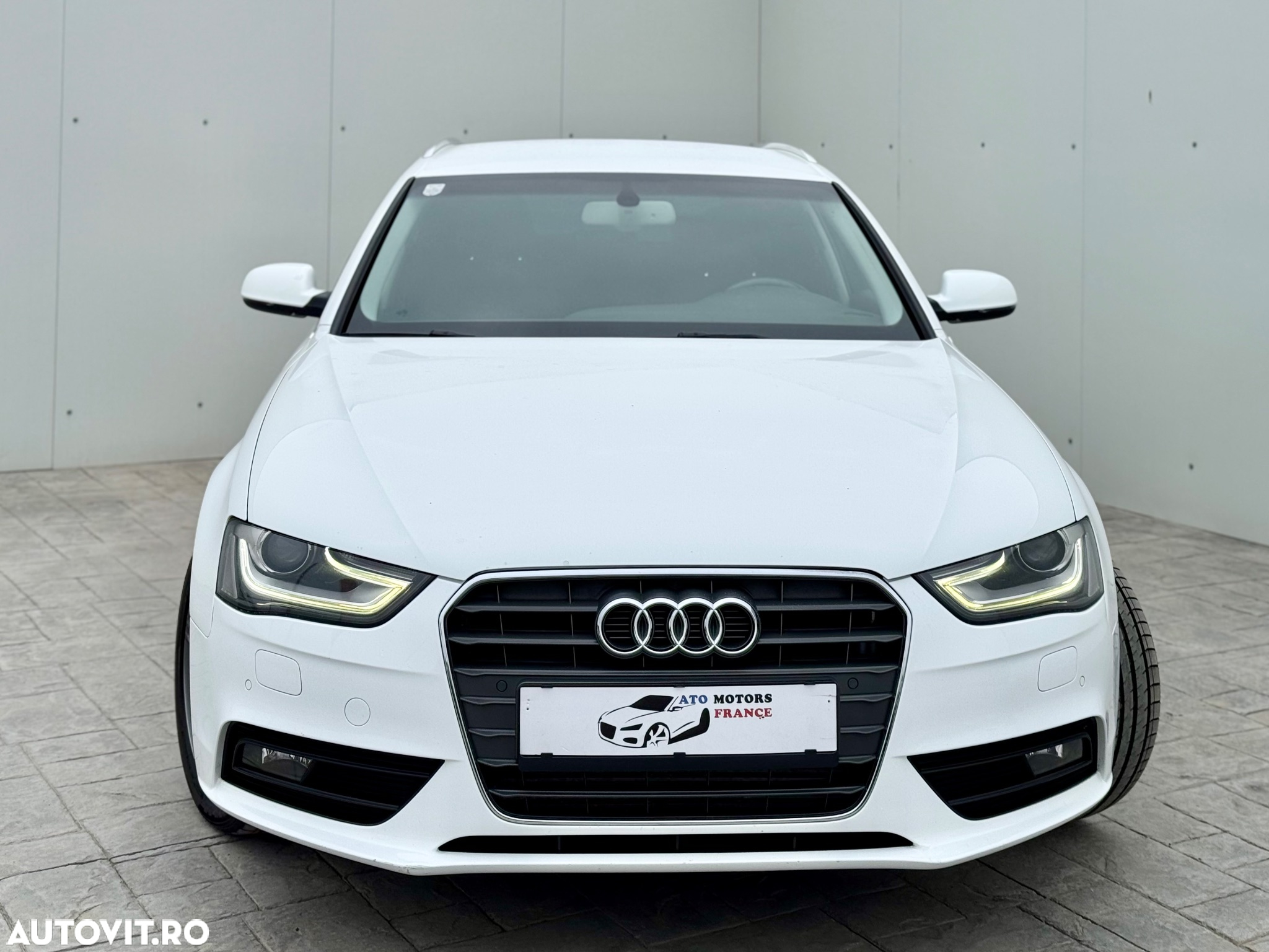 Audi A4 Avant 2.0 TDI DPF Ambition - 12