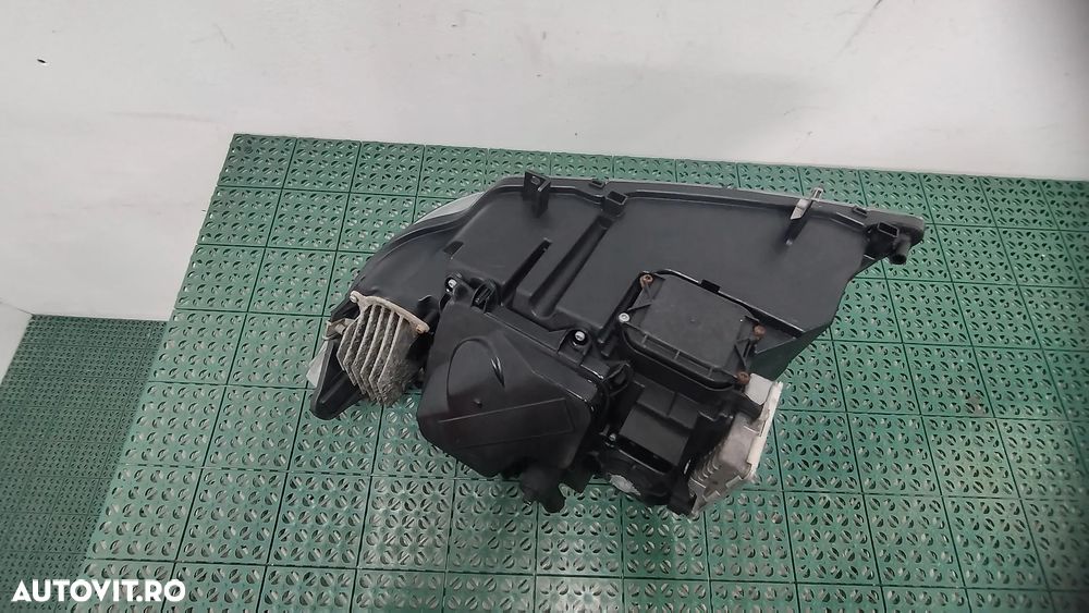 Far dreapta Bixenon Adaptiv BMW E90/91 LCI 2008-2012 7240264 de Europa complet - 5
