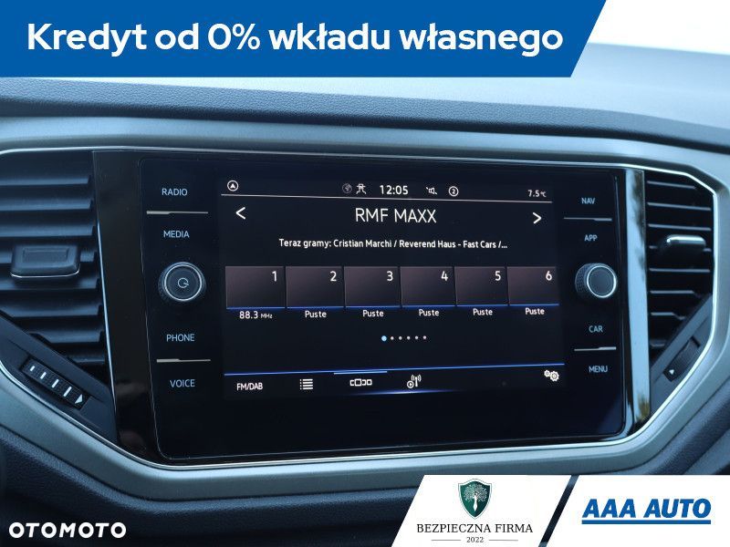 Volkswagen T-Roc - 14