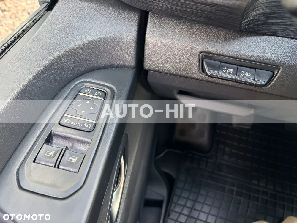 Renault Trafic - 25