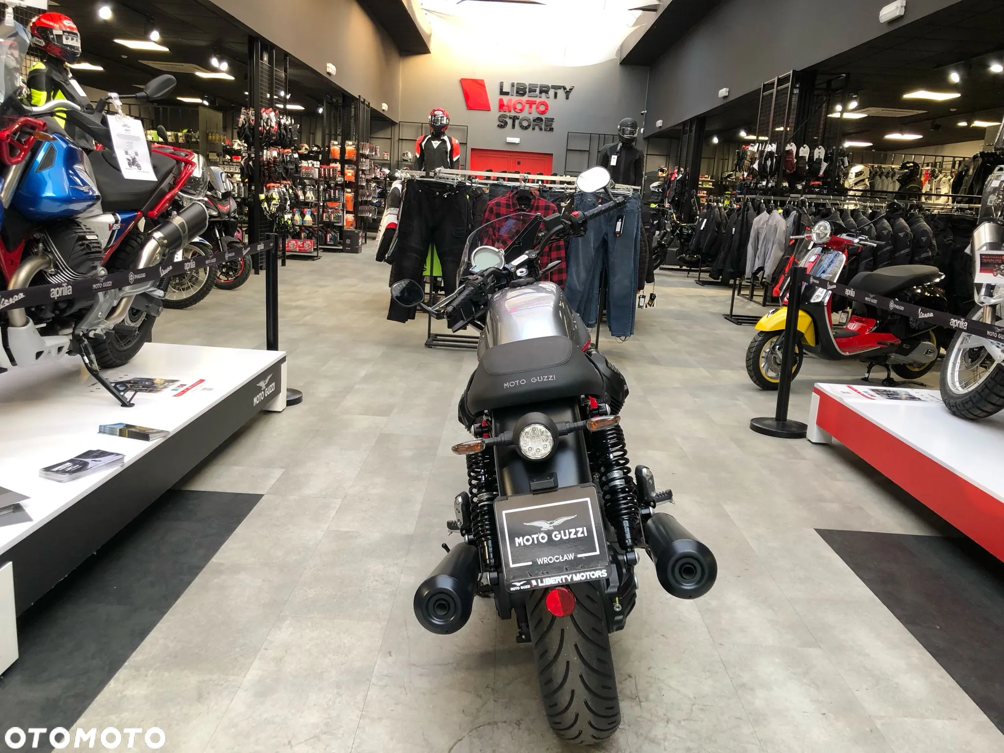 Moto Guzzi V7 - 5