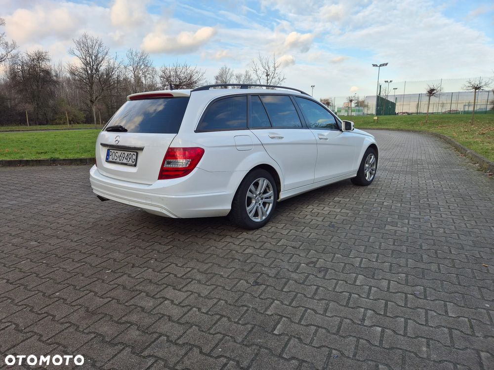 Mercedes-Benz C-Class 2012 photo 3