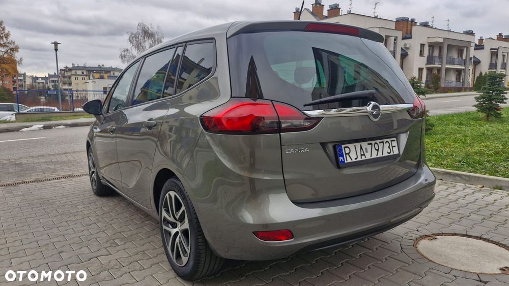 Opel Zafira - 6