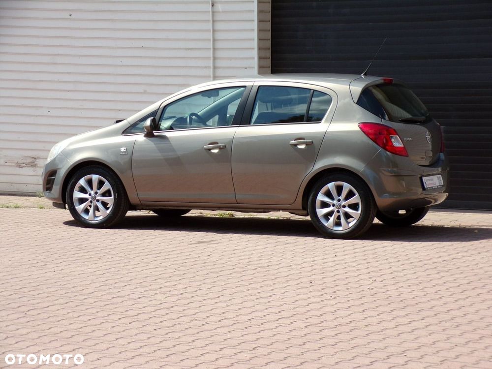 Opel Corsa - 10