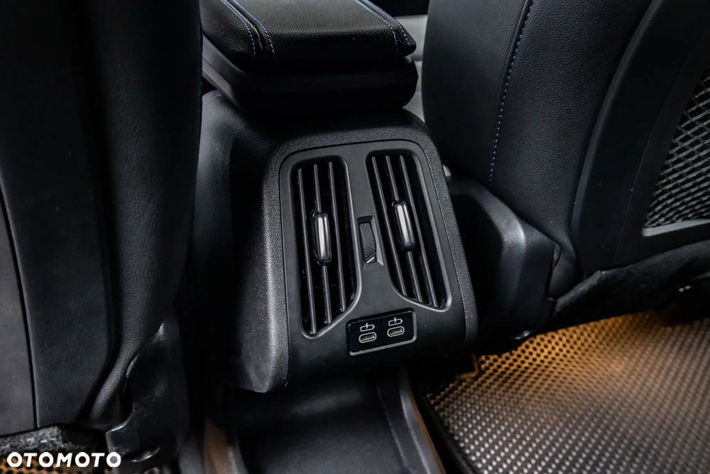 BMW iX1 xDrive30 66.5kWh M Sport - 36