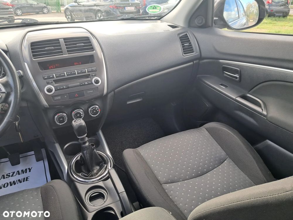 Mitsubishi ASX - 19