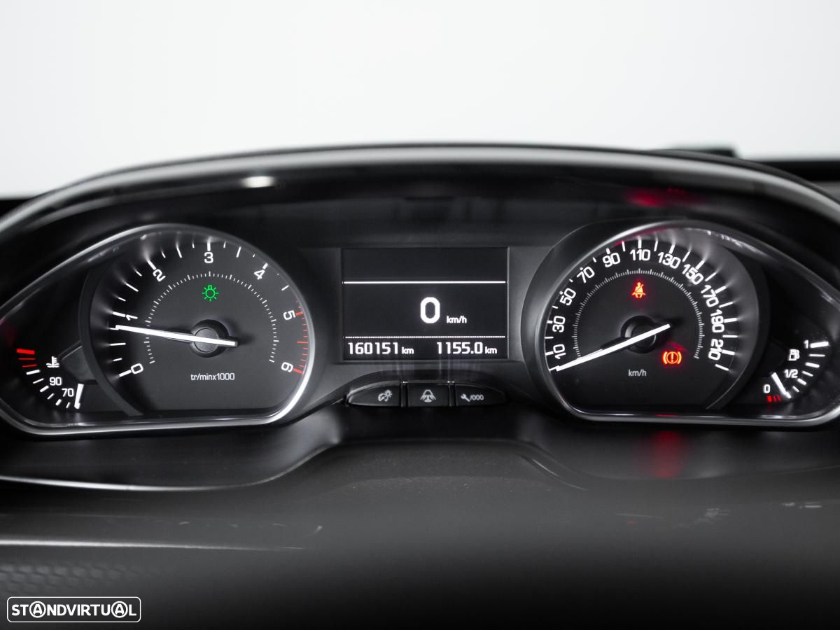Peugeot 2008 - 13