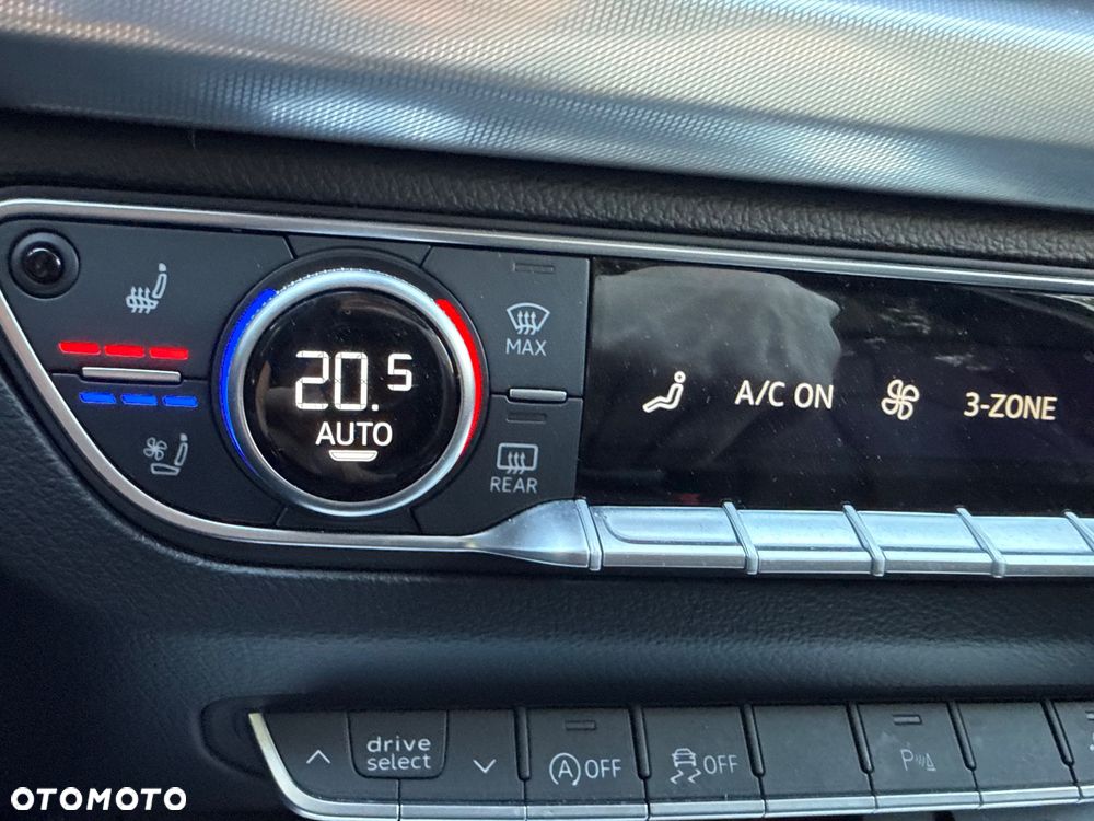 Audi Q5 Sportback - 27