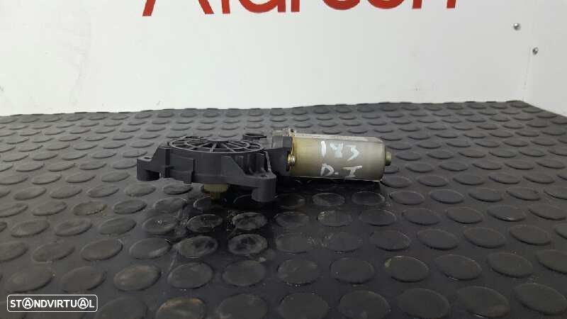 MOTOR ELEVADOR FRENTE ESQUERDO FIAT STILO (192) 1.9 JTD 115 - 3