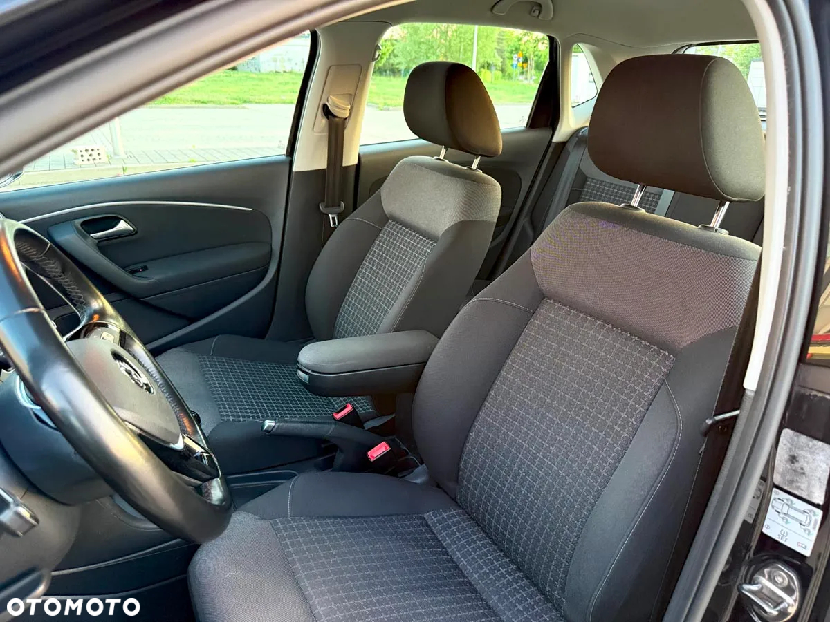 Volkswagen Polo 1.2 TSI BMT Comfortline - 32