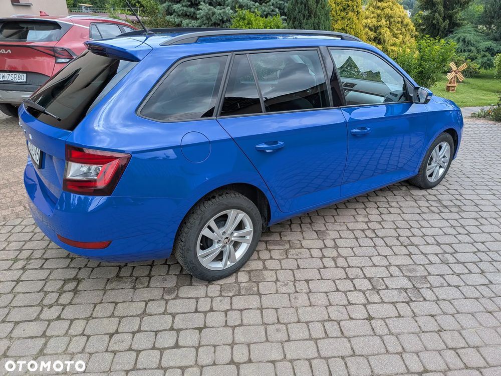 Skoda Fabia 1.0 TSI Ambition - 8