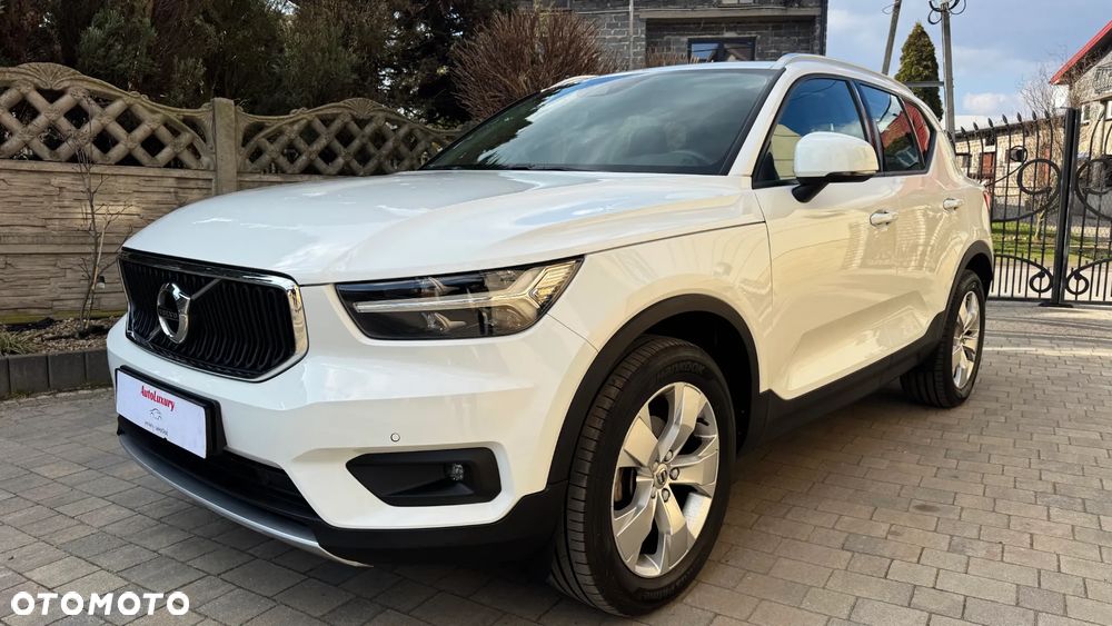 Volvo XC 40 T3 Geartronic Momentum Pro - 4