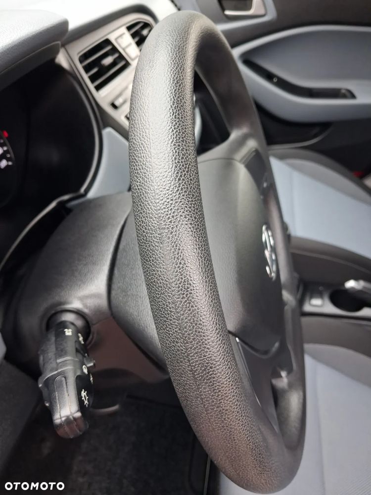 Hyundai i20 - 12