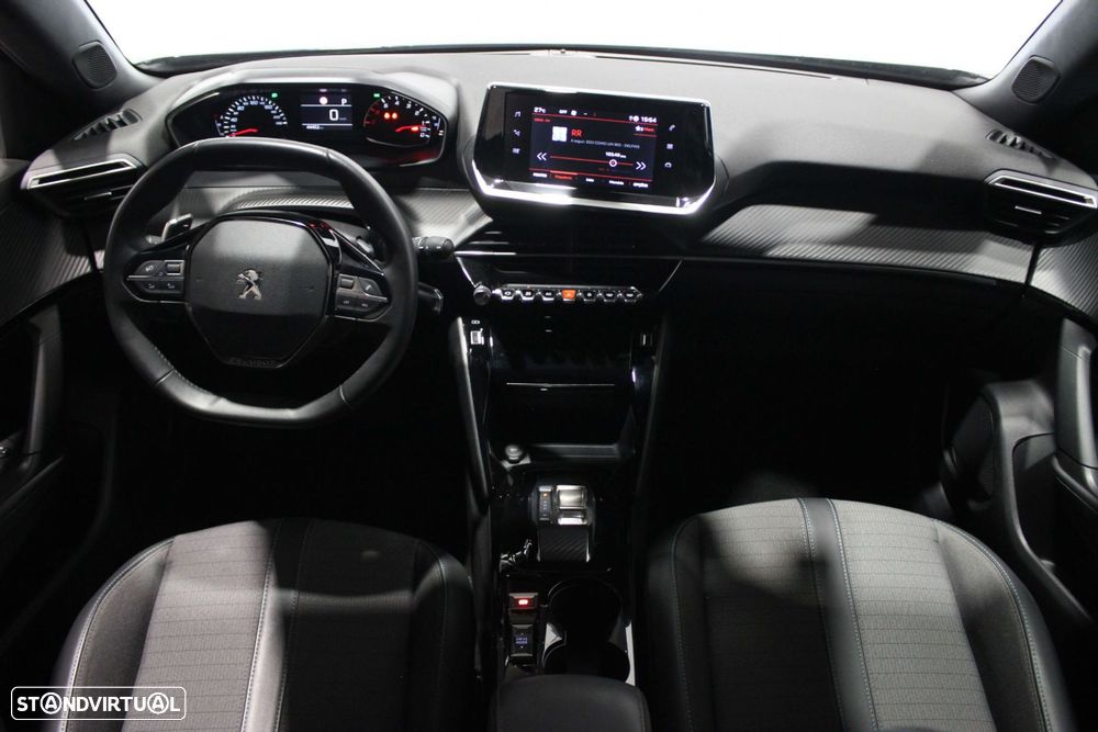 Peugeot 2008 1.5 BlueHDi Allure EAT8 - 21