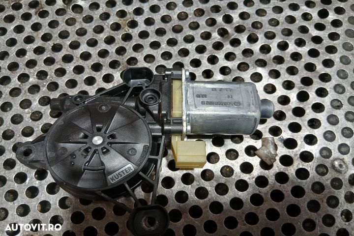 Motoras macara geam fata dreapta 0130822716 5Q0959802B 0130822716 5Q0 - 1