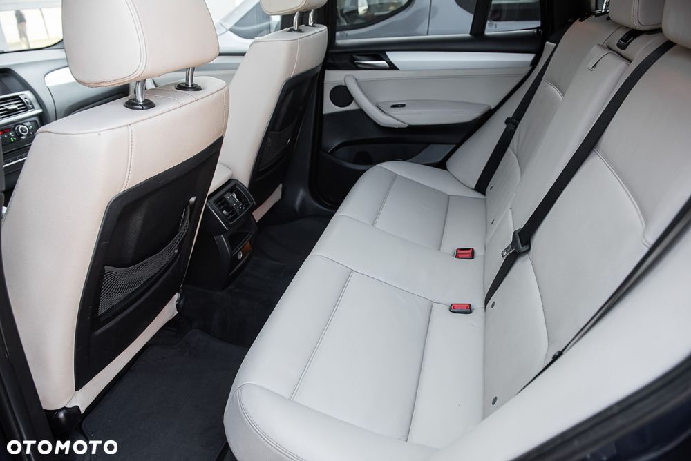 BMW X3 xDrive35i Sport-Aut - 31