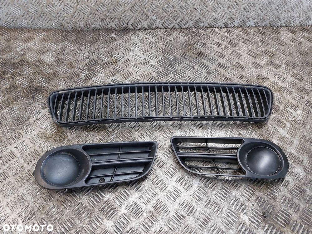 KRATKA ZDERZAKA PRZÓD KOMPLET SKODA FABIA I LIFT - 1