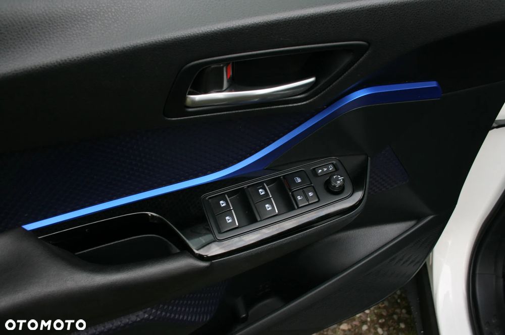 Toyota C-HR Style - 15