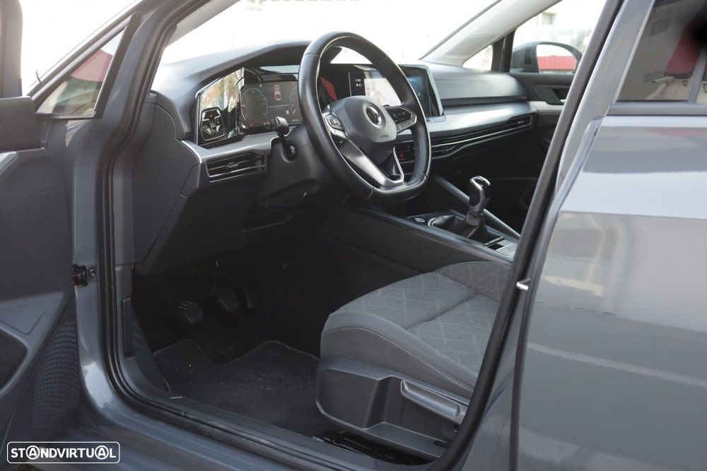 VW Golf 2.0 TDI Life - 15