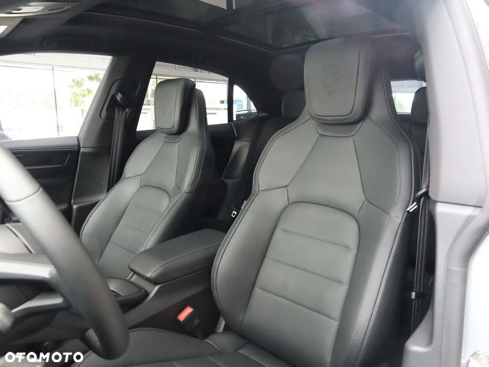 Porsche Macan - 15