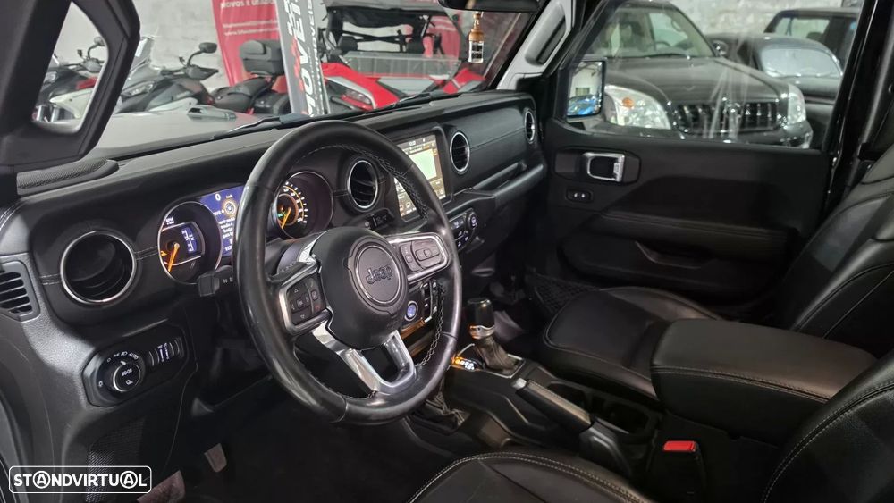 Jeep Gladiator 3.0V6 MultiJet AWD Auto Overland — fotografia 6