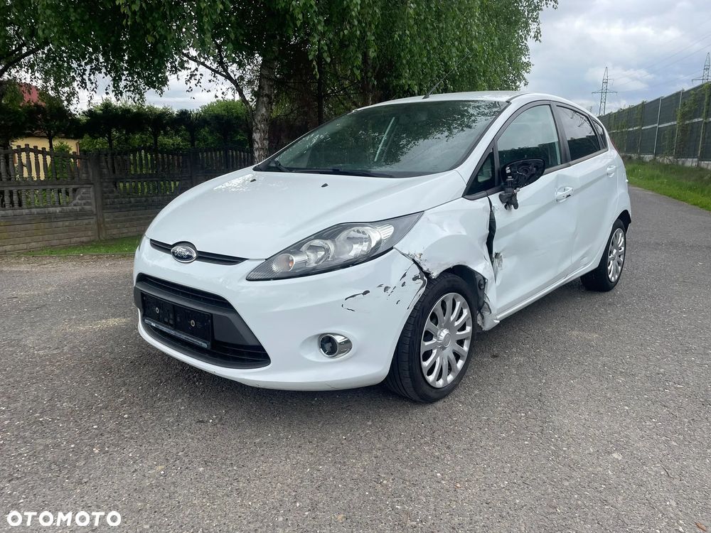 Ford Fiesta - 2