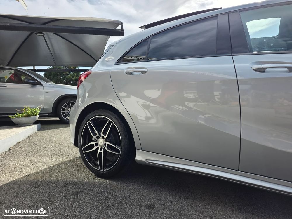 Mercedes-Benz A 200 d 7G-DCT AMG Line - 14