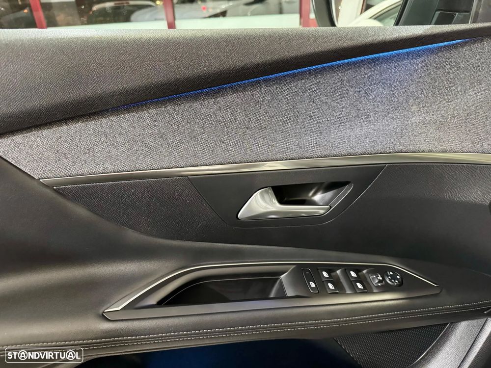 Peugeot 3008 PureTech 130 Stop & Start Allure - 12