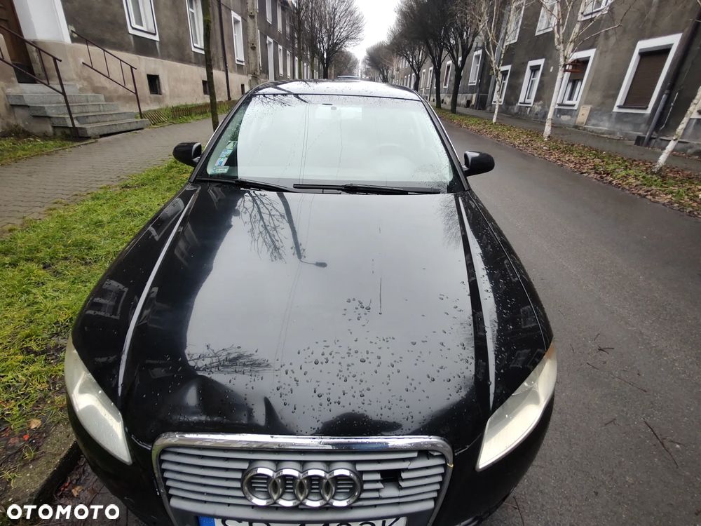 Audi A4 Limousine - 12