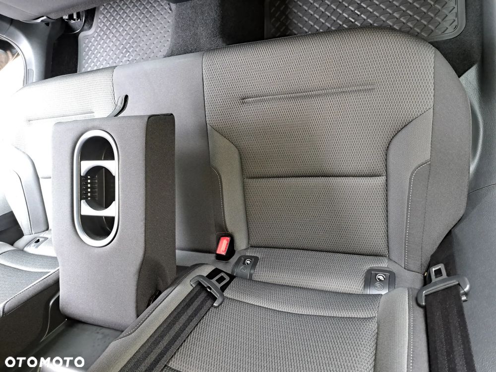 Volkswagen Golf VII 1.6 TDI BMT Highline - 18