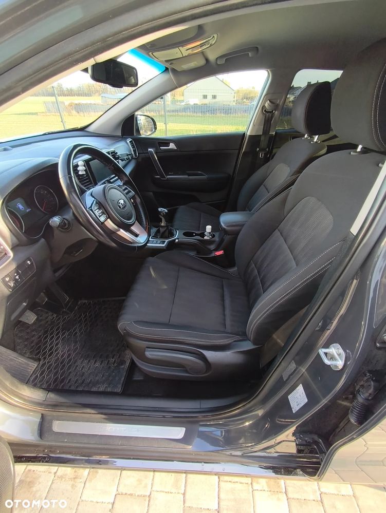 Kia Sportage - 21
