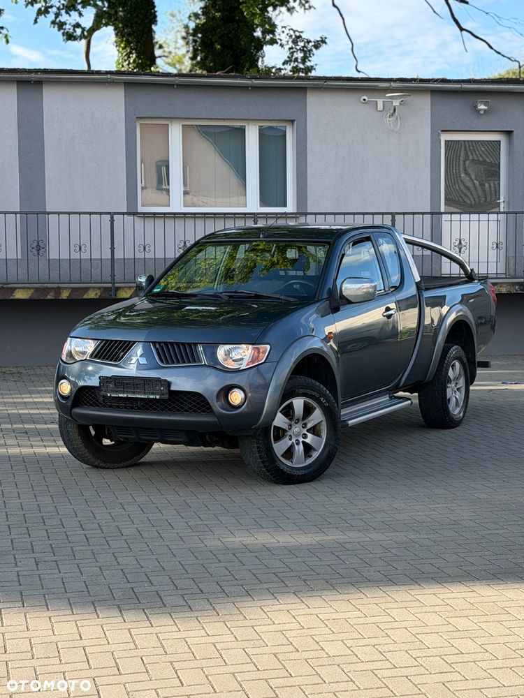 Mitsubishi L200 Pick Up 4x4 Intense Club Cab - 3