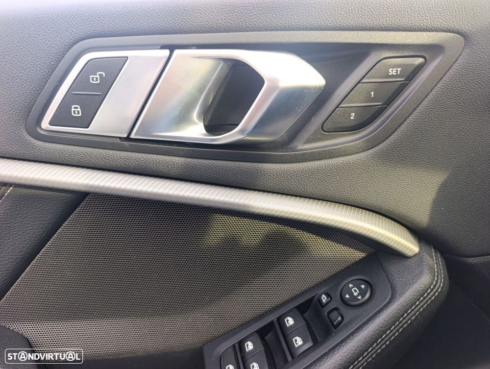 BMW M235i Gran Coupé xDrive - 19