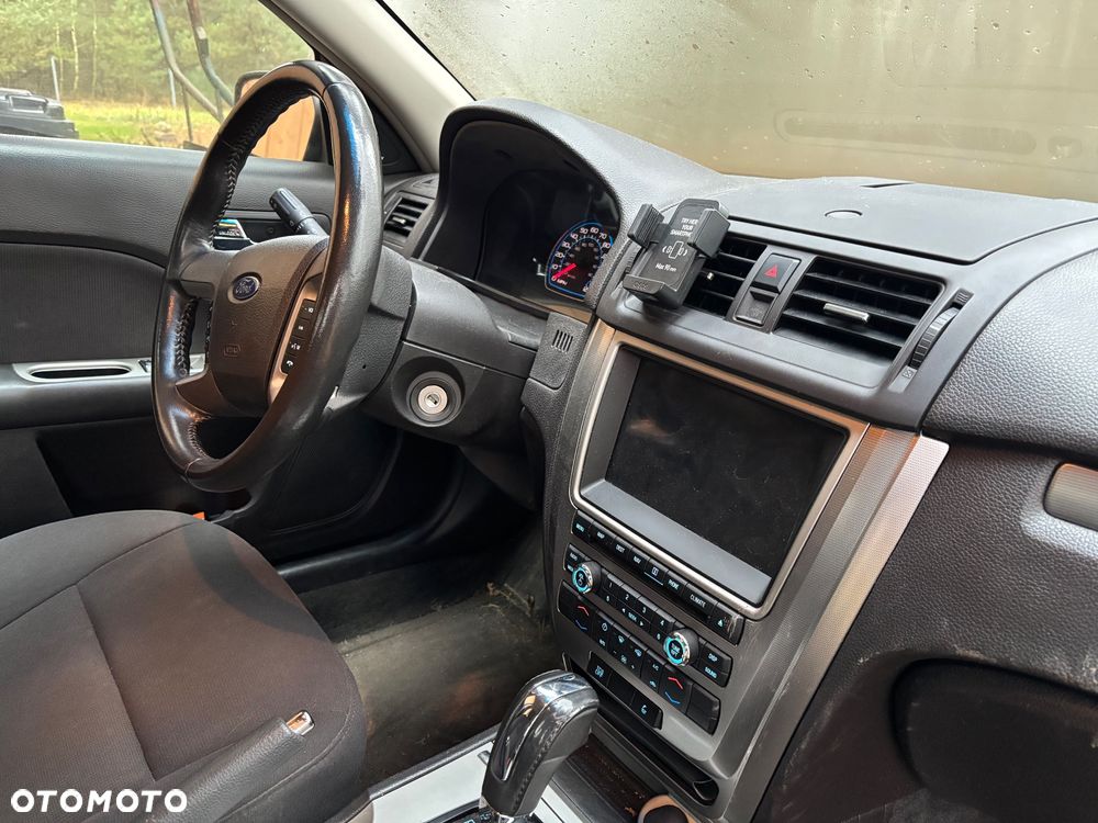 Ford Fusion - 3